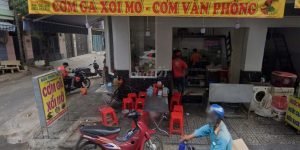 Bữa Trưa Việt - Cơm Gà Phủ Xốt tuyển Nam phụ bếp ở Tân Bình