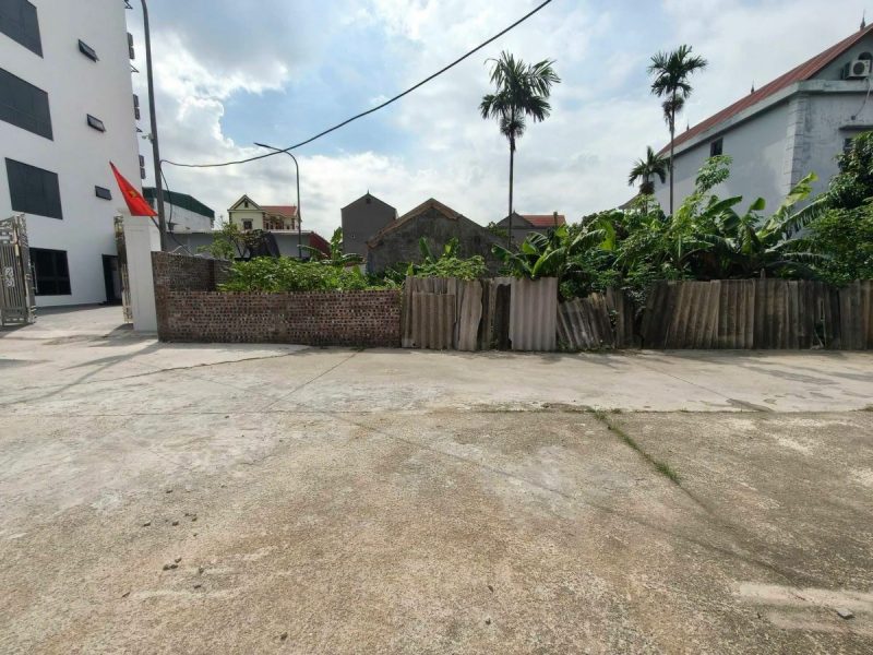 chong-om-con-tho-can-ban-gap-80m2-mt5m-8-x-ty-nguyen-khe-dong-anh-3-o