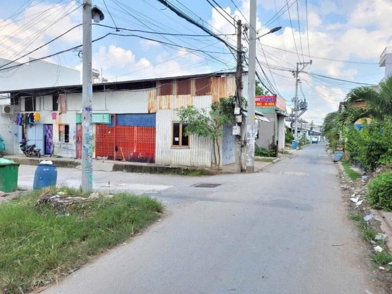 hot-hot-chinh-chu-can-ban-nha-cap-4-gom-4-phong-tro-goc-2-mat-tien-tai-duong