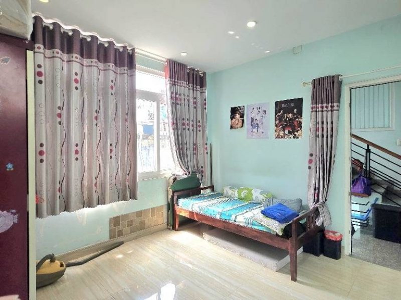 -k2616-khan-hiem-chdv-10p-dong-tien-san-sat-cau-binh-loi-gia-15-x-ty