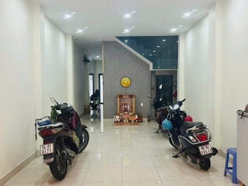 cho-thue-mat-bang-kinh-doanh-duong-tran-van-quang-p-bay-hien-q-tan-binh-cu-