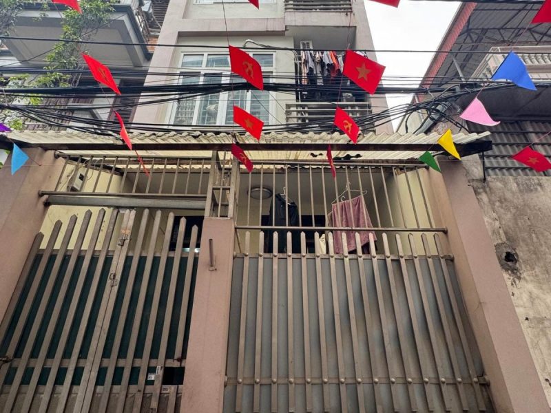 hai-mat-ngo-pho-duc-giang-long-bien-10-ty-50m-so-do
