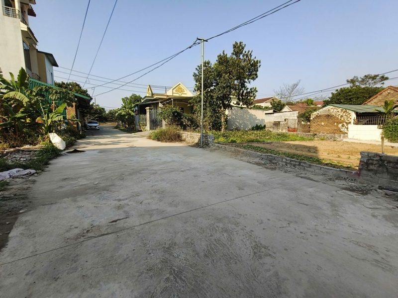 dat-thon-trung-thuong-lam-50m2-oto-tai-kd-1-75-ty-my-duc