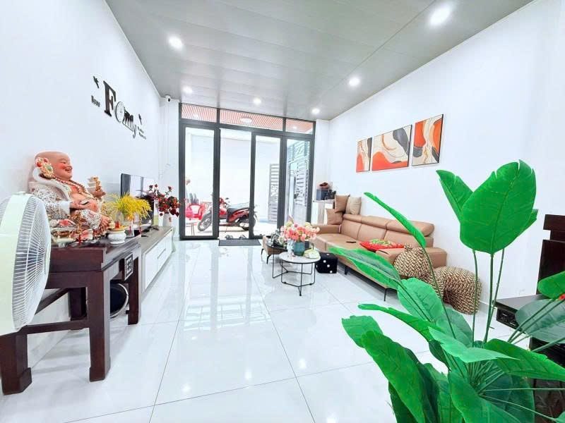 ban-nha-hem-4m-trinh-dinh-trong-gan-au-co-vao-4x20m-2-tang-moi-2-pn-chi