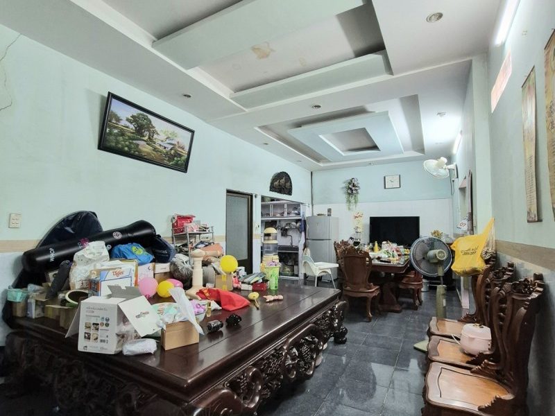 ban-nha-mat-tien-nguyen-van-qua-cach-truong-chinh-1km-6-9x35m-cap-4-ha