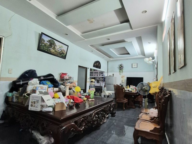 ban-nha-mat-tien-nguyen-van-qua-cach-truong-chinh-1km-6-9x35m-cap-4-ha