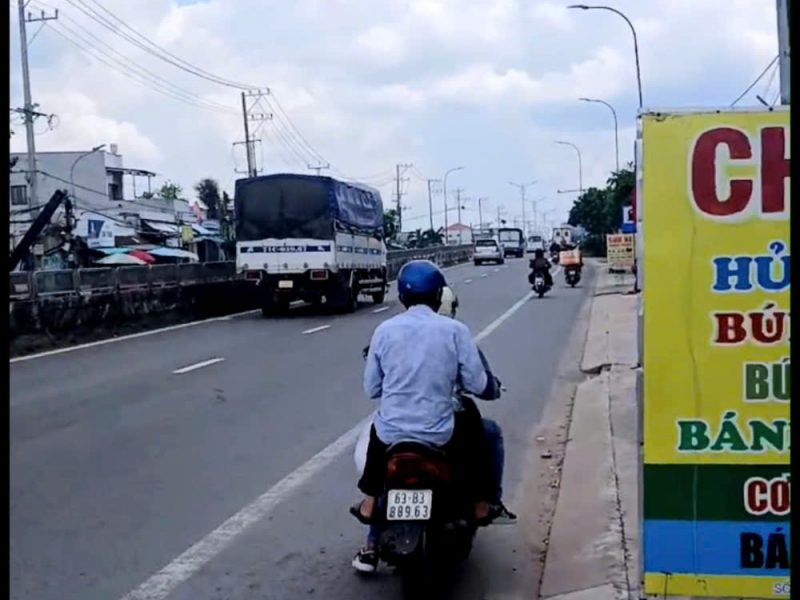 ban-nha-mat-tien-quoc-lo-1a-gan-cau-tan-huong-chau-thanh-tien-giang