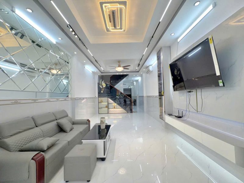 giam-1-ty-mat-tien-khu-vip-sieu-dep-nguyen-oanh-phan-van-tri-khu-kinh