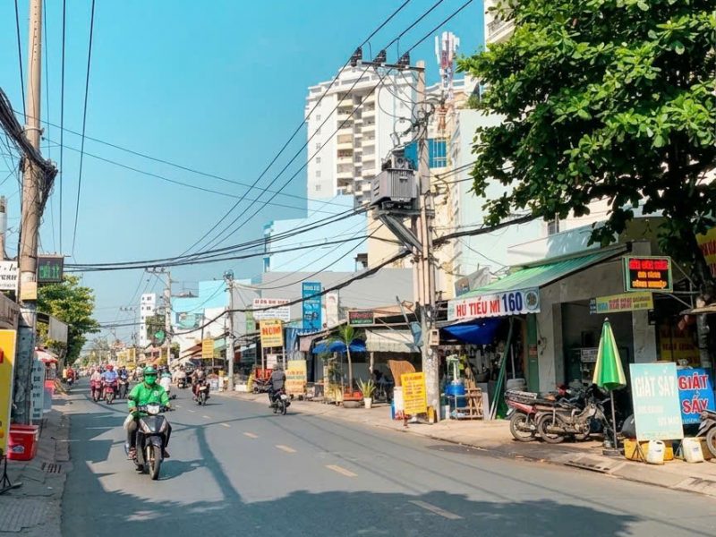 mat-tien-thoai-ngoc-hau-tan-phu-dien-tich-khung-216m2-dong-tien-300tr-nam