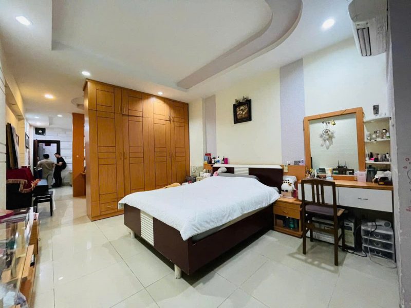 ha-sau-3-ty-ban-nha-mat-tien-ba-gia-ngay-cho-vai-tan-binh-4x20m-4-tang-6