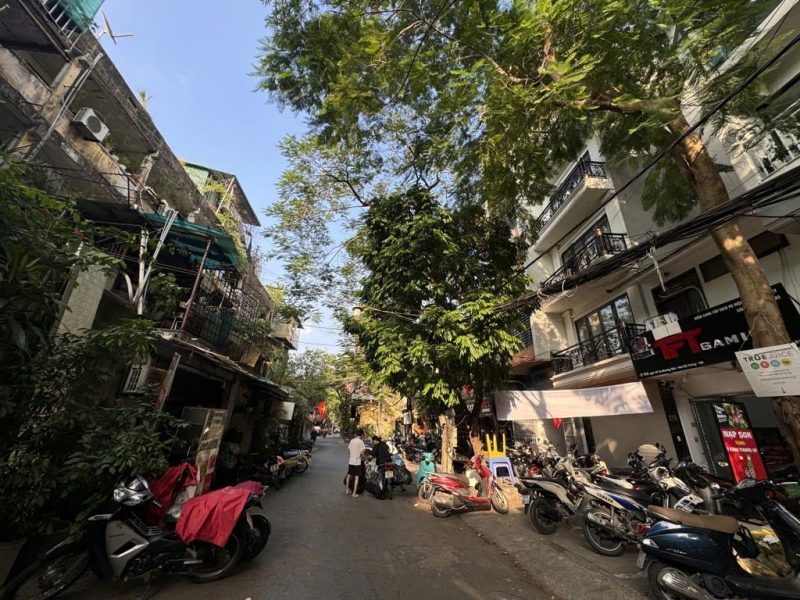 giam-chao-2-ty-ta-quuang-buu-can-ban-130m-dat-via-he-o-to-dung-do-kinh-doanh-hai
