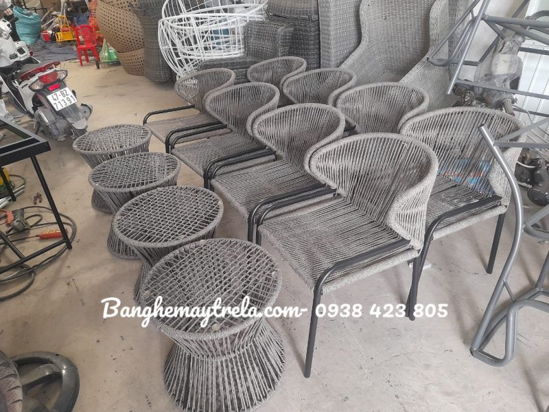 ghe-cafe-day-du-khung-sat