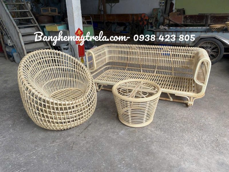 ban-ghe-sofa-trung-may-tre-dan