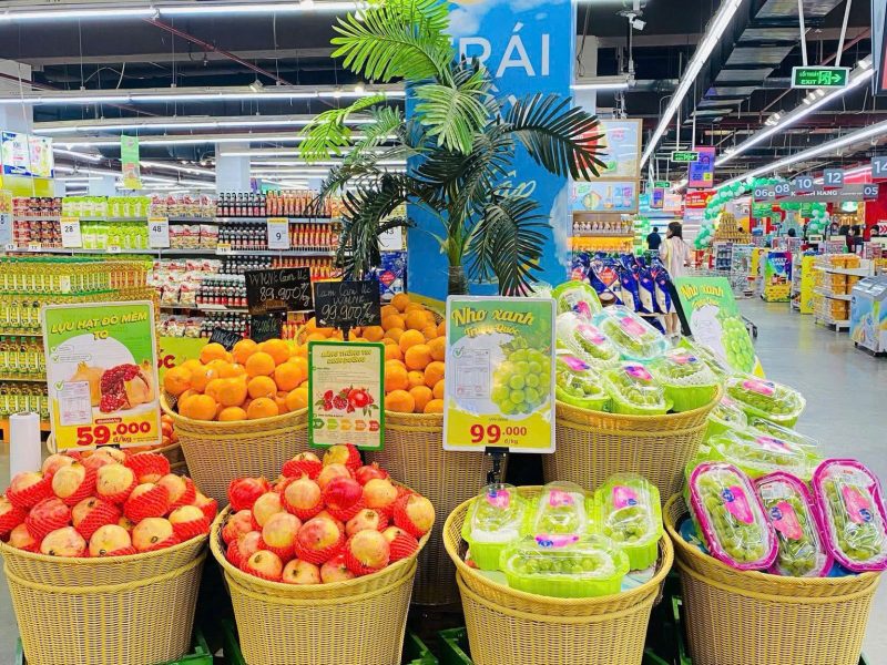 sot-trung-bay-sieu-thi-dan-day-nhua-tron