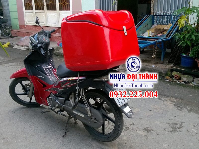 thung-cho-hang-nhua-composite-cao-cap-lam-mau-theo-yeu-cau