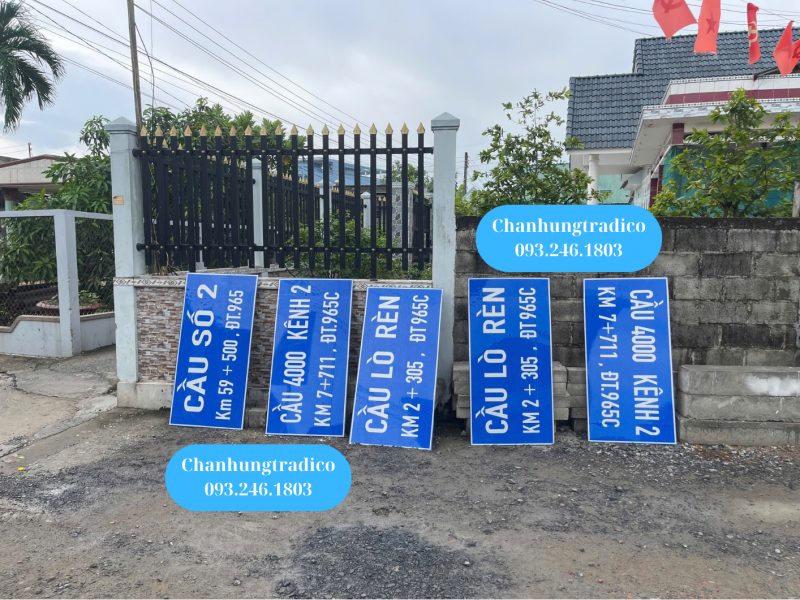san-xuat-va-cung-cap-bien-bao-giao-thong-phan-quang-va-tru
