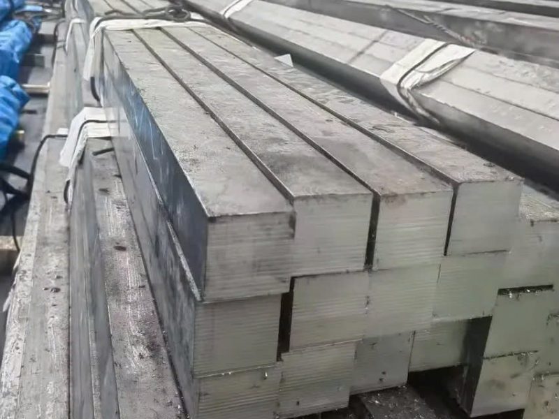 vuong-dac-inox-304-sus304-unicosteel