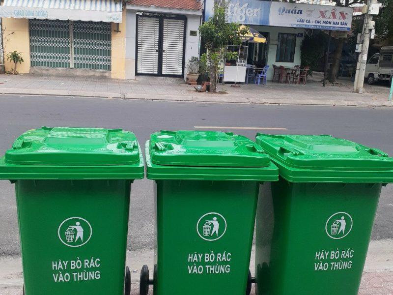 thung-rac-nhua-cong-cong-240lit