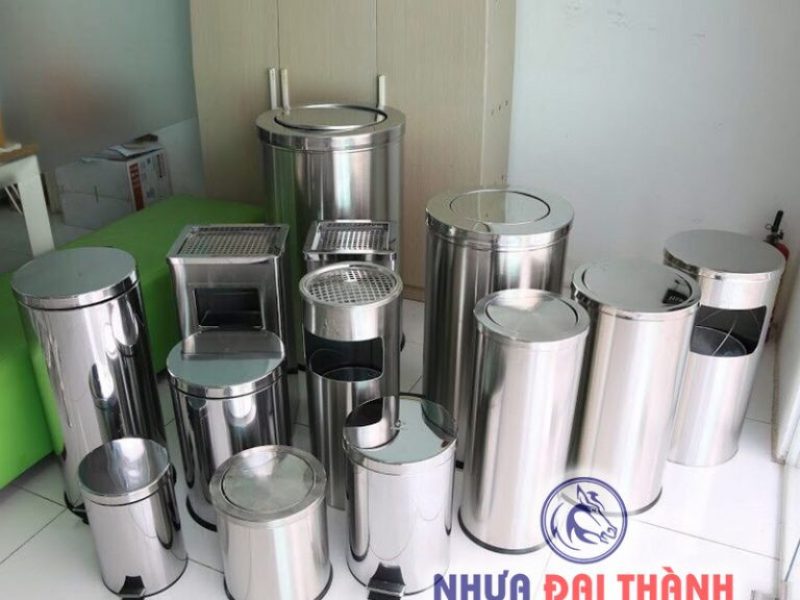 thung-rac-inox-dap-chan-tien-dung-nhieu-dung-tich