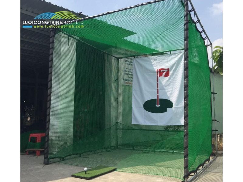 khung-luoi-golf-sieu-pham-luyen-tap-swing