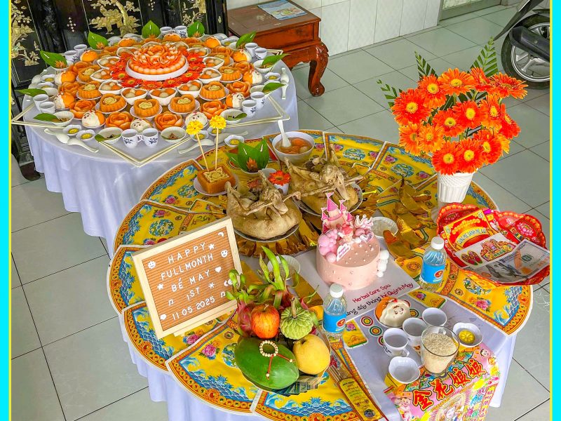 y-nghia-banh-bao-ran-tren-mam-cung-cho-be-tuoi-ty