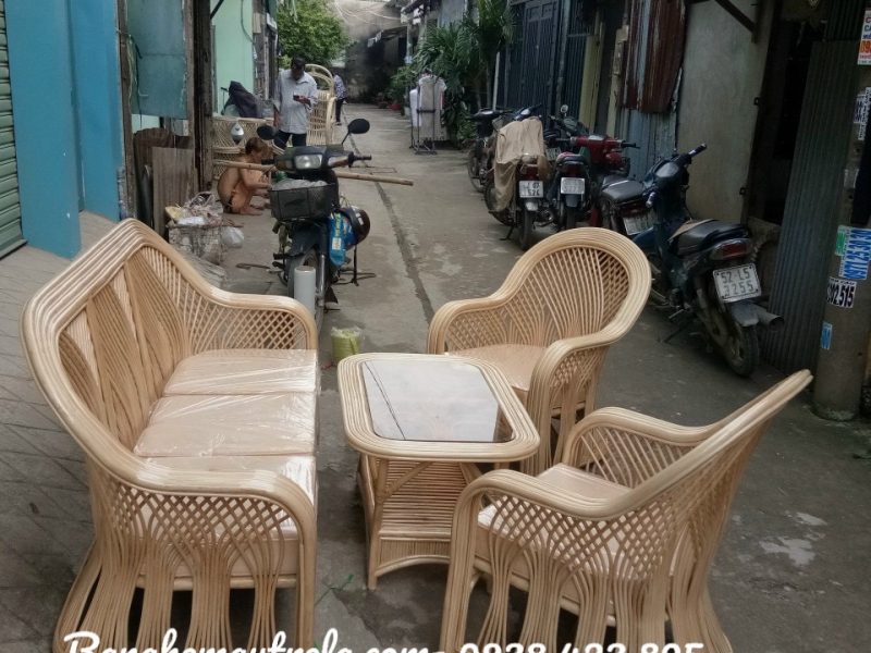 ban-ghe-sofa-may-tu-nhien-cay-dong