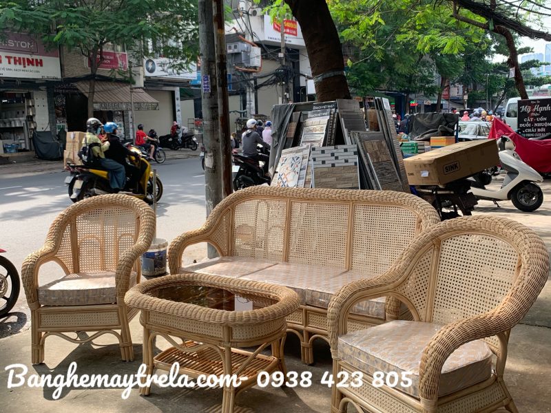 ban-ghe-sofa-mat-mat-cao