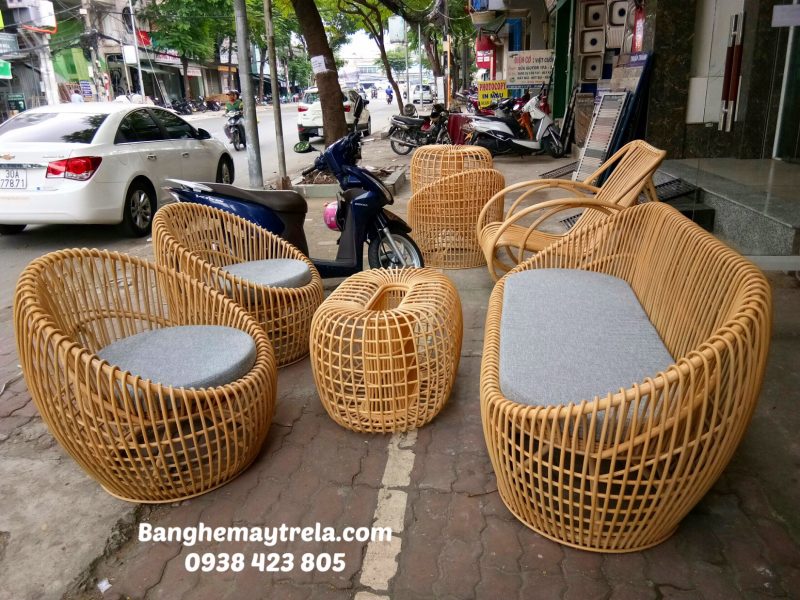 ban-ghe-sofa-trung-may-tre-dan
