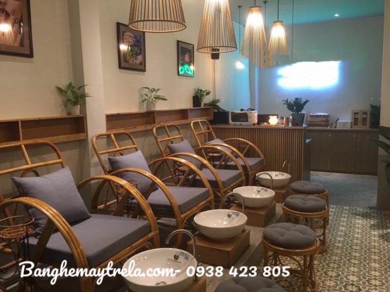 ghe-may-tu-nhien-cho-nail-spa