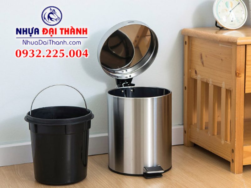 thung-rac-inox-dap-chan-tien-dung-nhieu-dung-tich-lua-chon