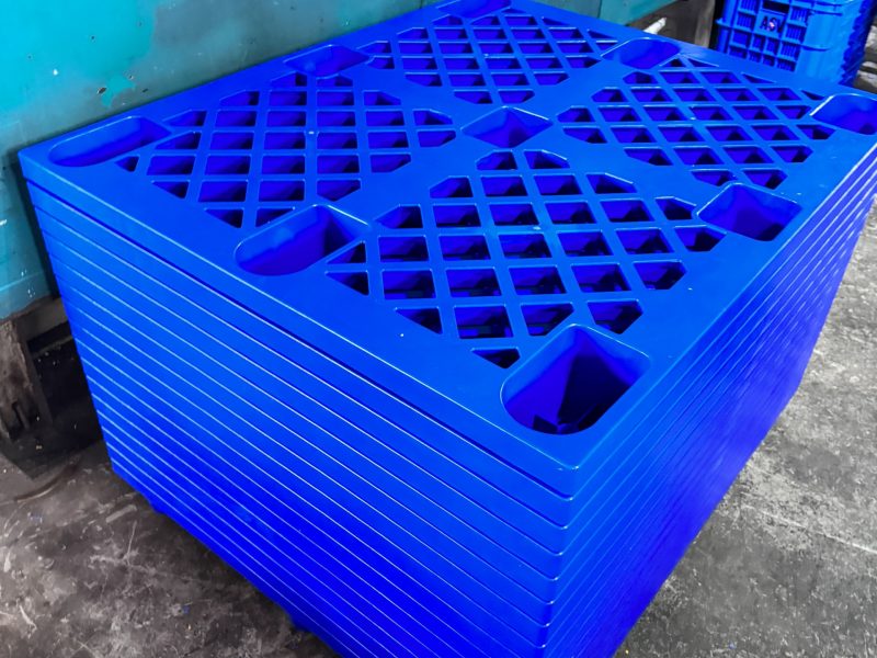 pallet-nhua
