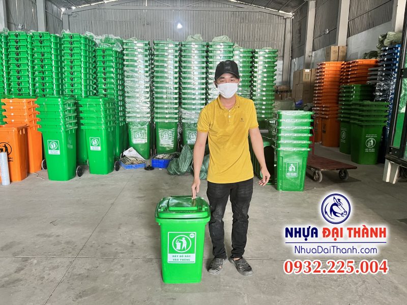 thung-rac-nhua-60-lit-deo-chat-luong-nhua-dai-thanh