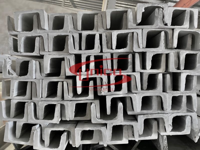unico-chuyen-cung-cap-thep-hinh-inox
