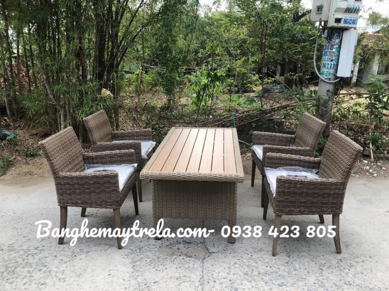 ban-ghe-an-may-nhua-phong-bep