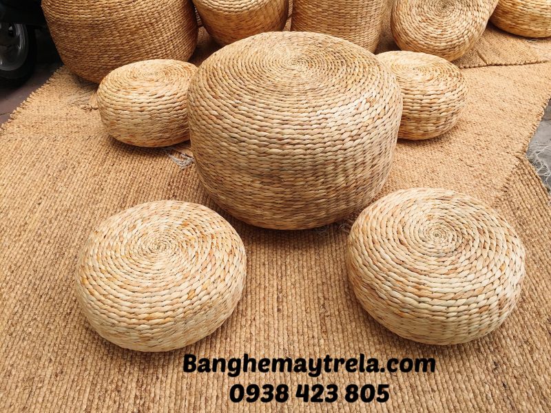 ban-ghe-don-luc-binh-ngoi-tra-dao