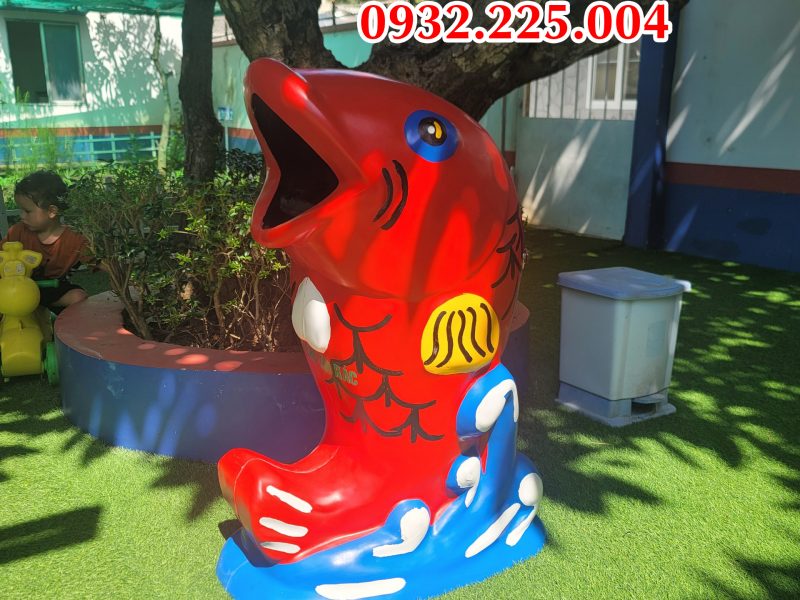 thung-rac-hinh-thu-nhua-composite-cao-cap-chat-luong