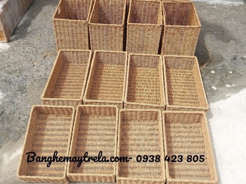 khay-dung-do-chu-nhat-gia-may