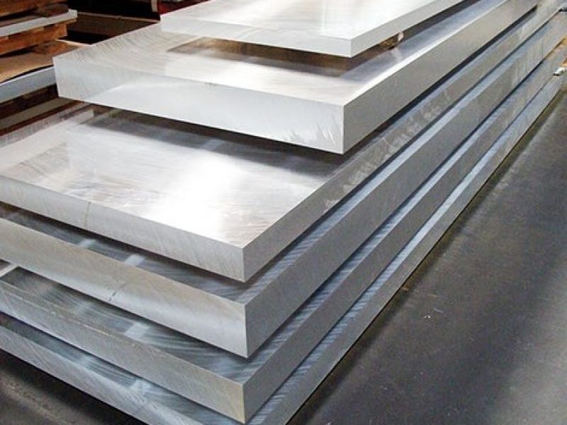 tam-inox-cung-cap-boi-unico-steel