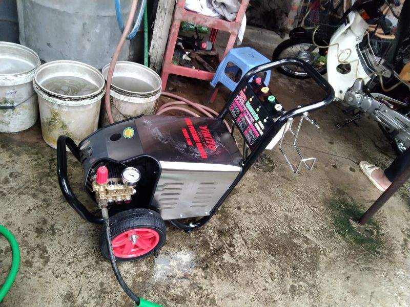 may-rua-xe-cao-ap-chinh-hang-3kw-yikito-yk3000-150t-