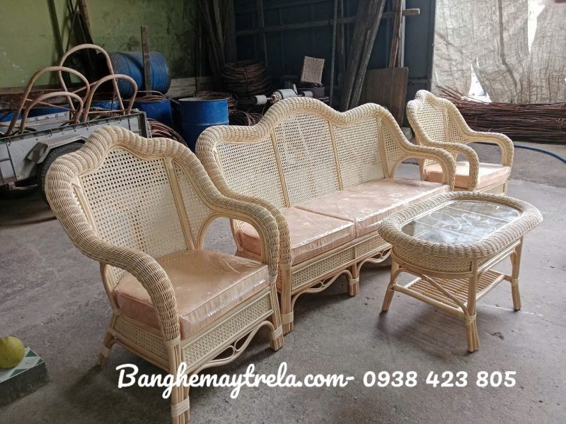ban-ghe-sofa-may-luoi-mat-cao