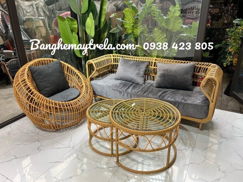 ban-ghe-sofa-may-nhua-to-yen
