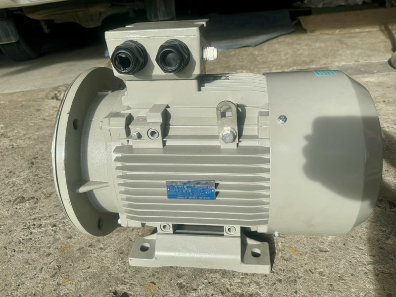 motor-10hp-7-5kw-6p