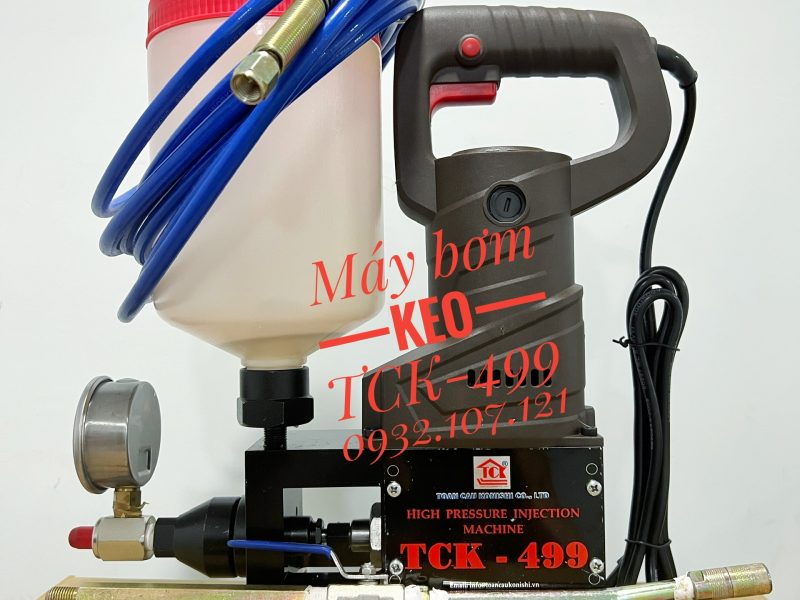 may-bom-keo-chong-tham-tai-nha-trang