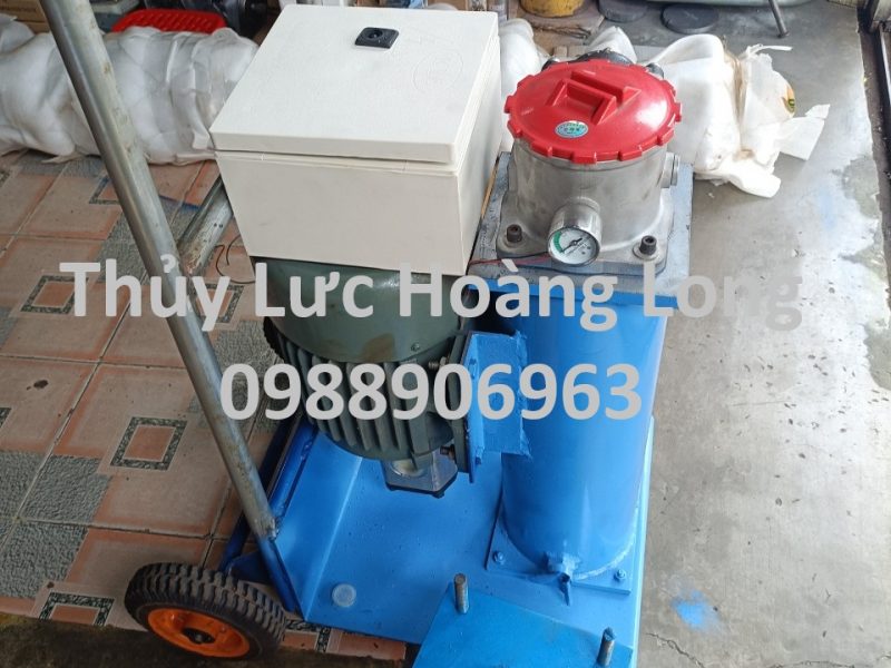 loc-hoi-dau-cong-nghiep-bo-loc-dau-thuy-luc-