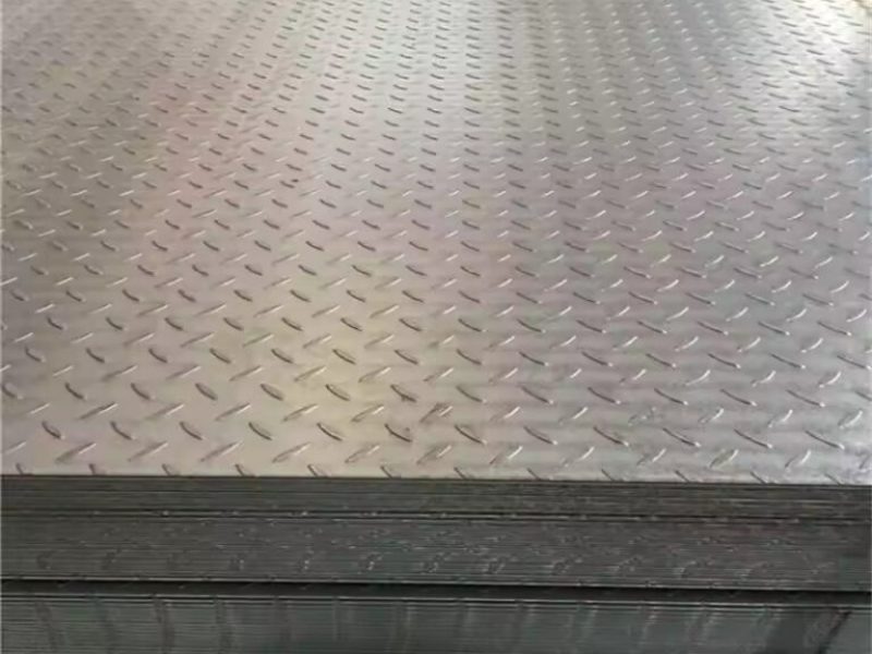 tam-inox-dap-gan-unicosteel