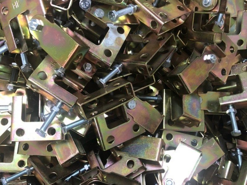 cum-ong-chu-u-u-bolt-thep-ma-kem-inox-304-