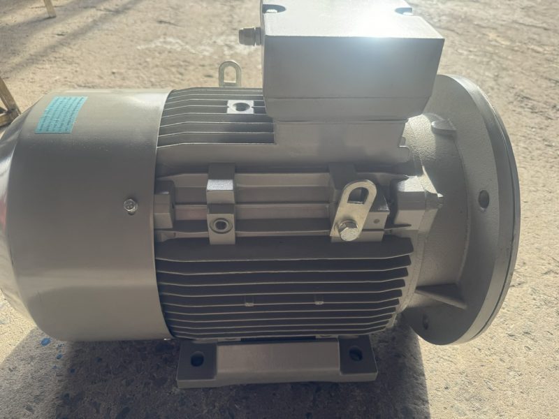 motor-10hp-7-5kw-6p