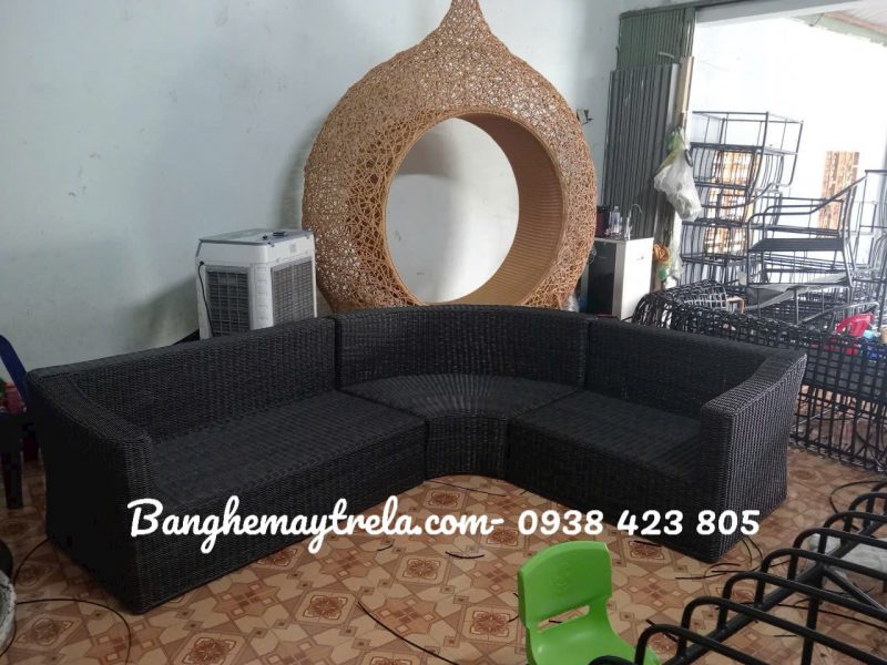 sofa-goc-nhua-gia-may-hien-dai