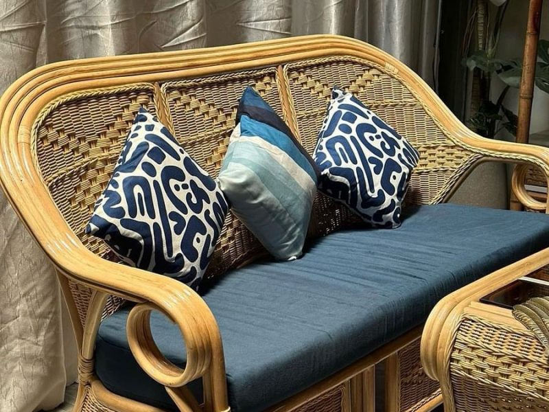 ban-ghe-sofa-may-lung-dan-tram