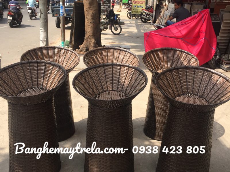 ro-trung-trai-cay-sieu-thi-may-nhua